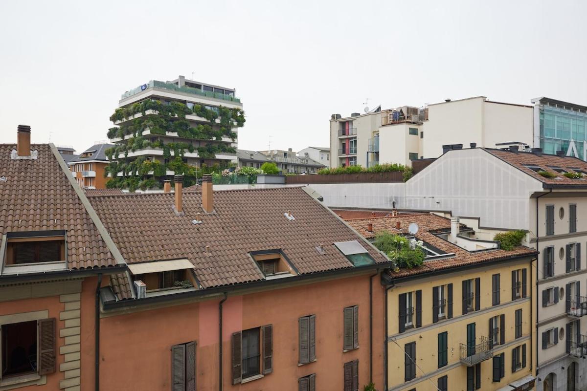 Corso Garibaldi Shopping Center, Art E Shopping Milan
